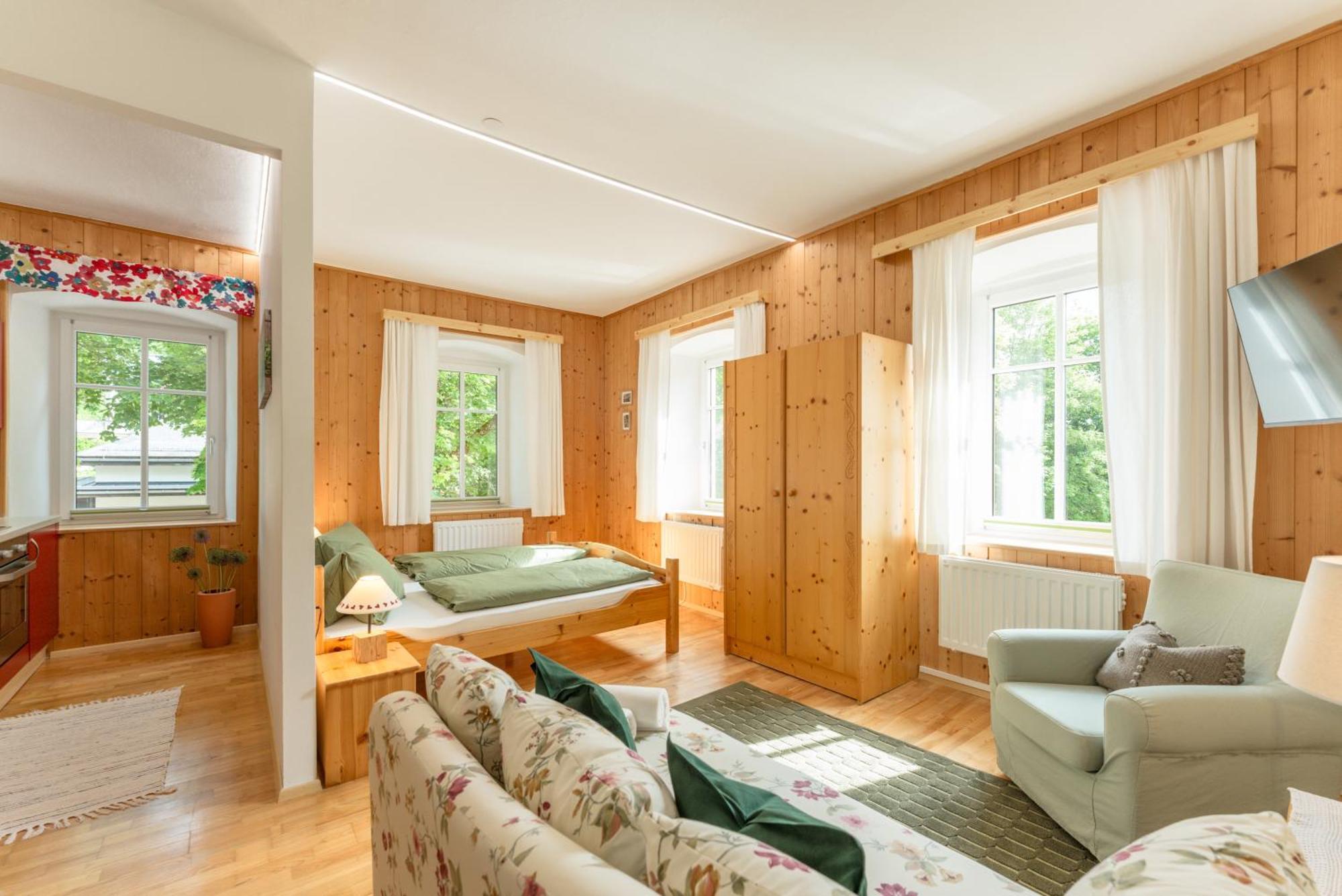Апартаменты Haus Koenig Маутерндорф Экстерьер фото