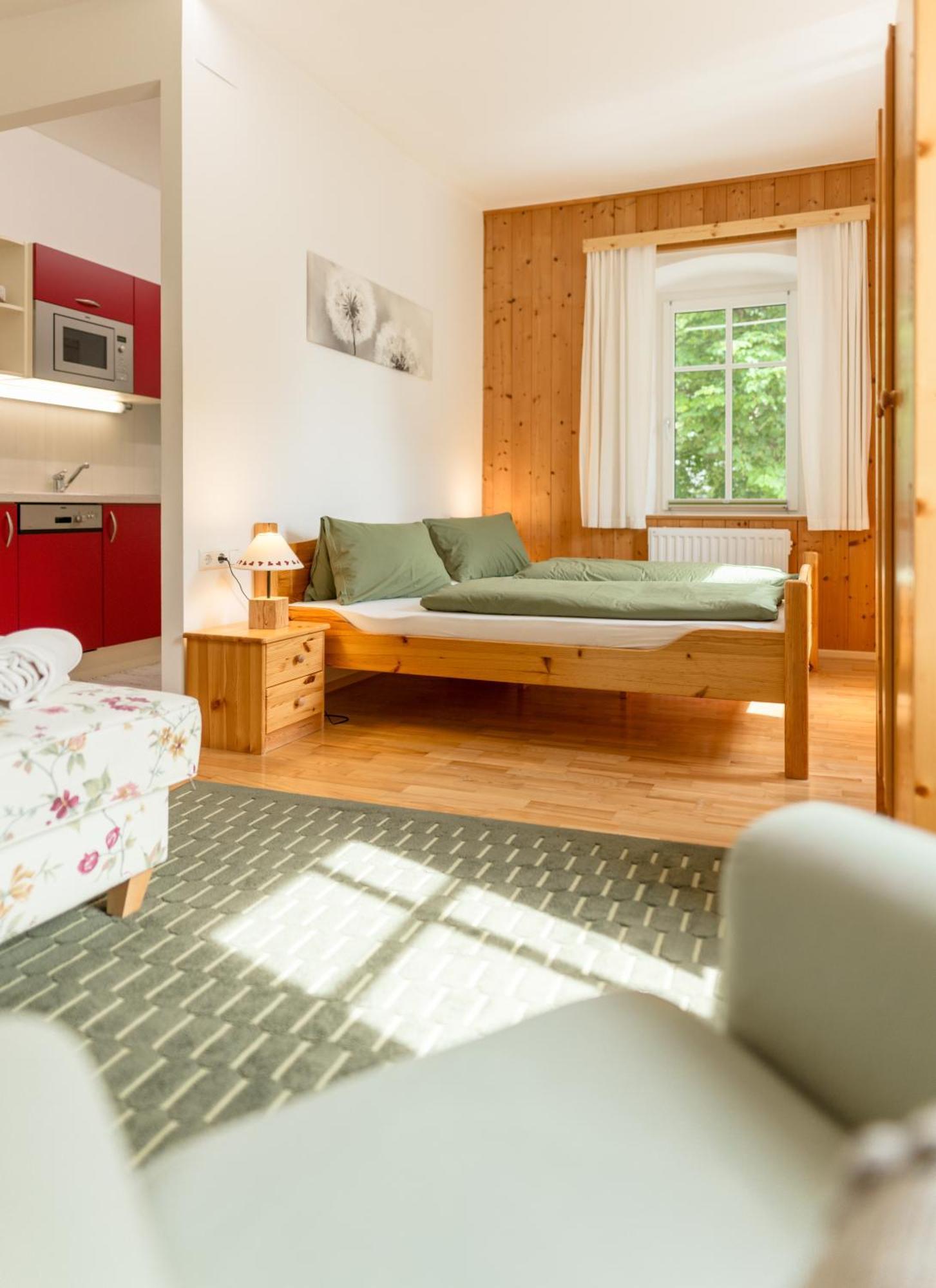 Апартаменты Haus Koenig Маутерндорф Экстерьер фото